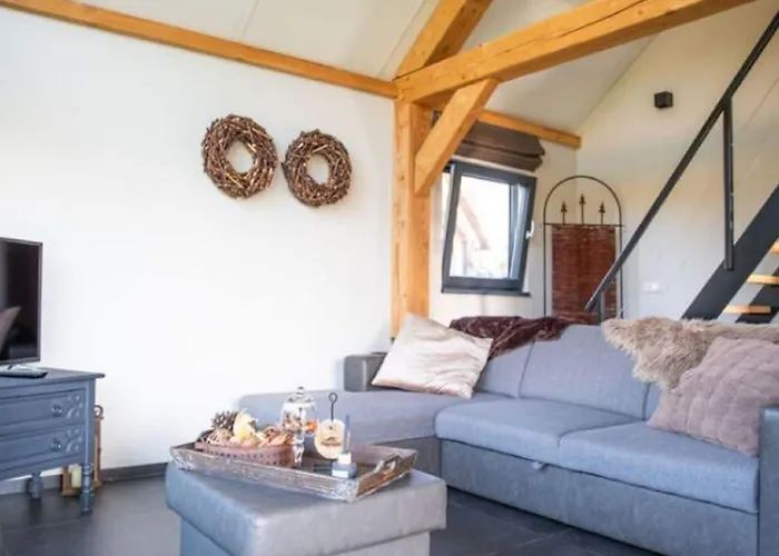 Modern Garden View In Ferienhaus *