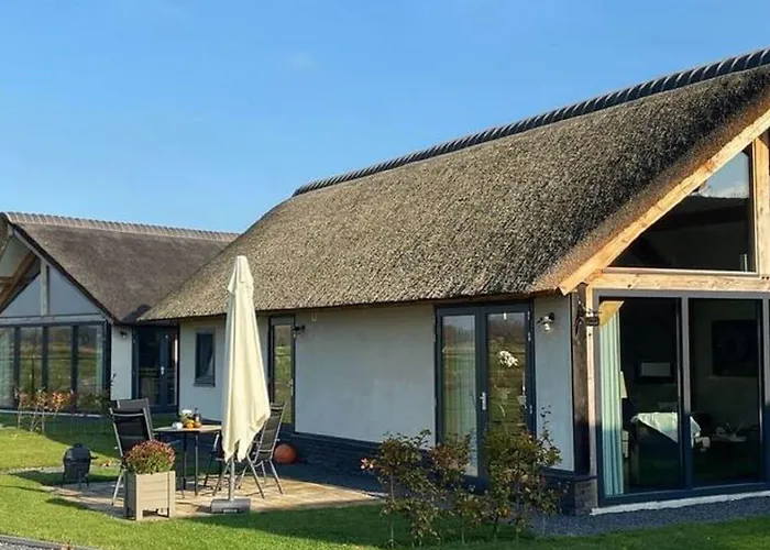 Ferienhaus Modern Garden View In