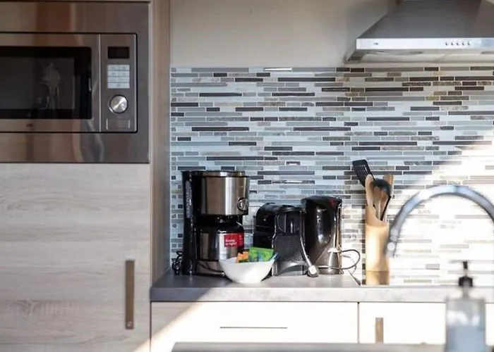 Modern Garden View In Ferienhaus