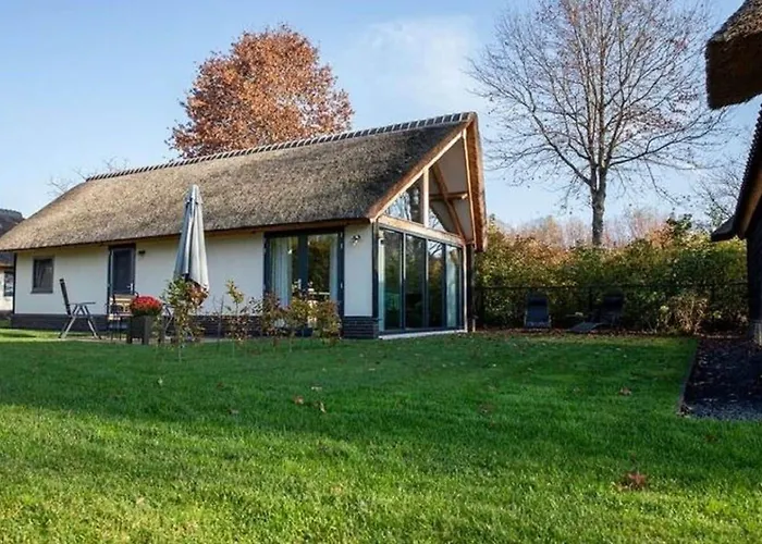 Modern Garden View In Ferienhaus *