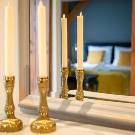 بيت للعطل Modern Garden View In