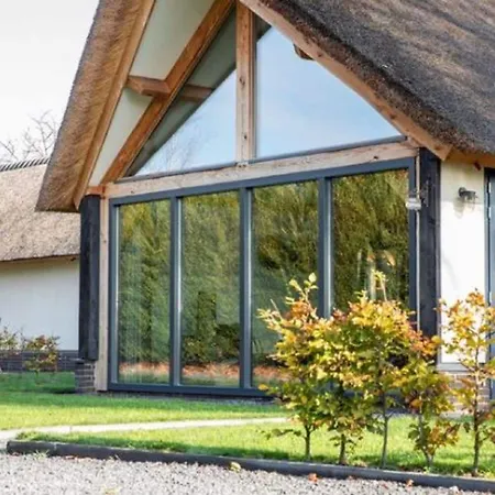 بيت للعطل Modern Garden View In Alphen (North Brabant)