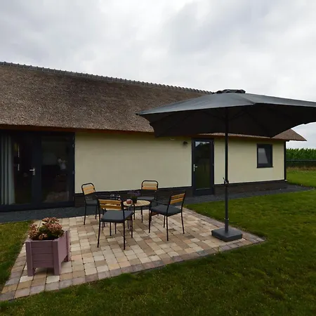 Modern Garden View In بيت للعطل Alphen (North Brabant)